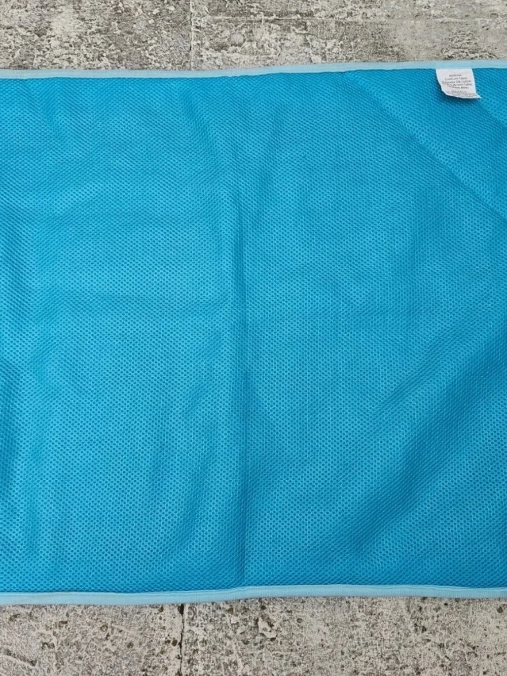 Inspector Tail Pet Mat Self Cooling Mat for Dog Blue Cool Core Fabric Mesh New